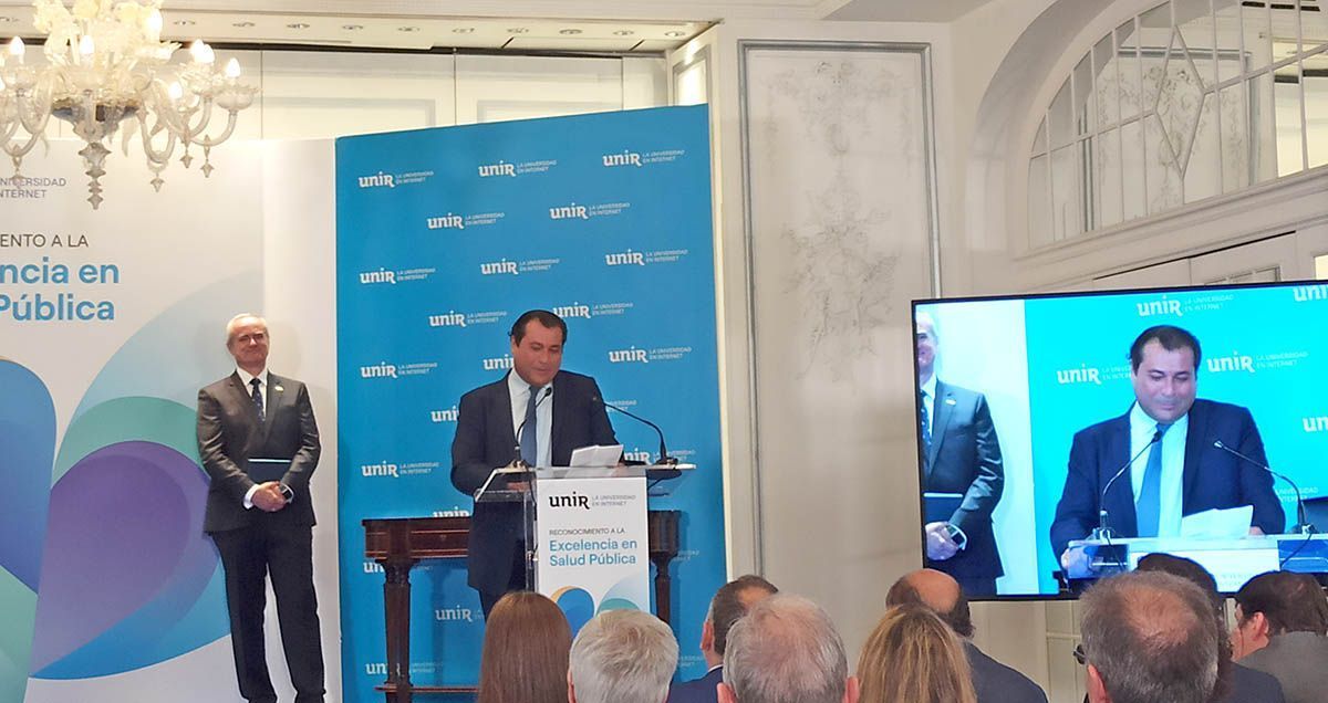 El Dr. Eduardo García Toledano recibe el Premio a la Excelencia en ...